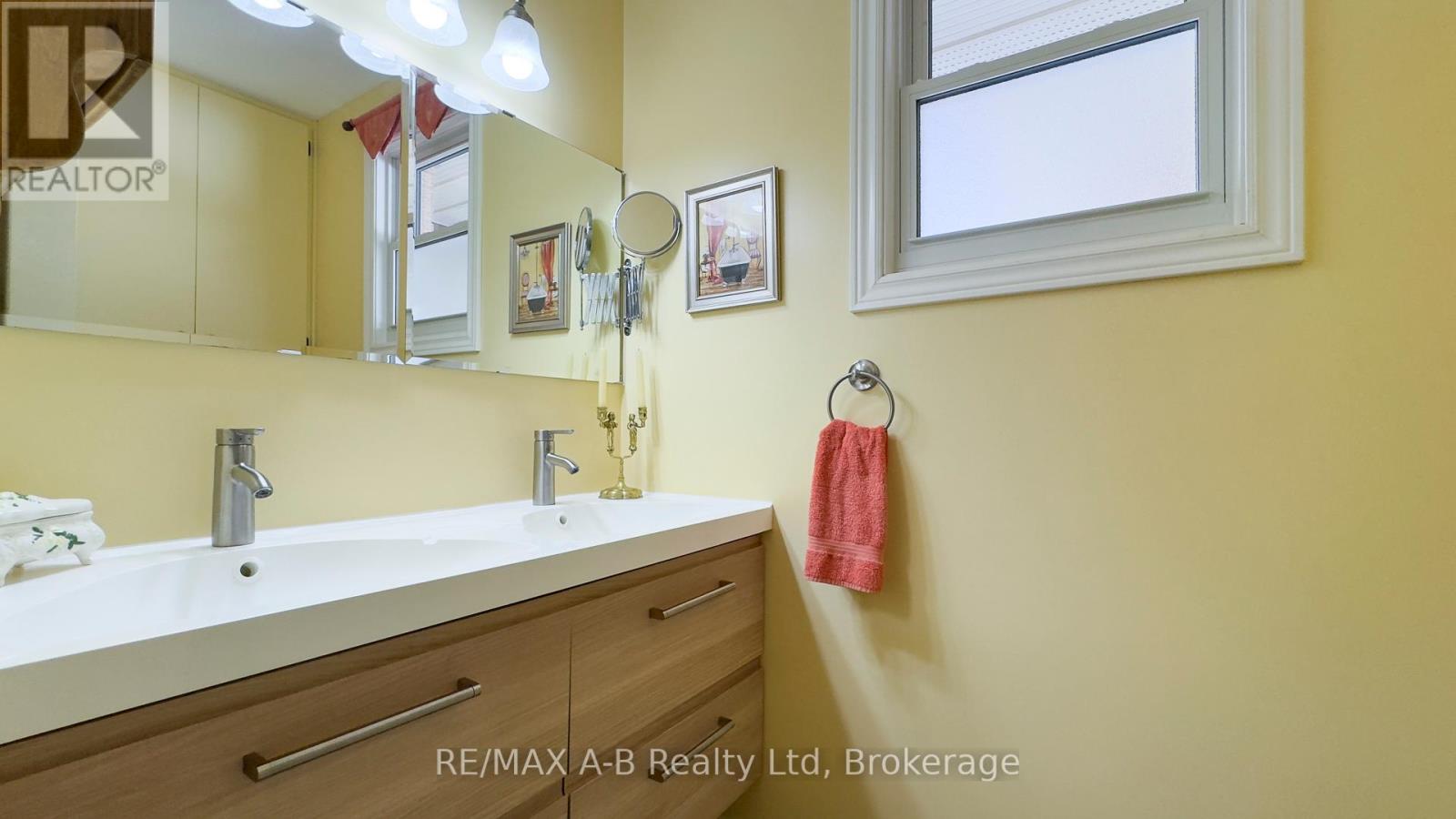 101 Middleton Street, Zorra, Ontario  N0M 2M0 - Photo 25 - X11949401