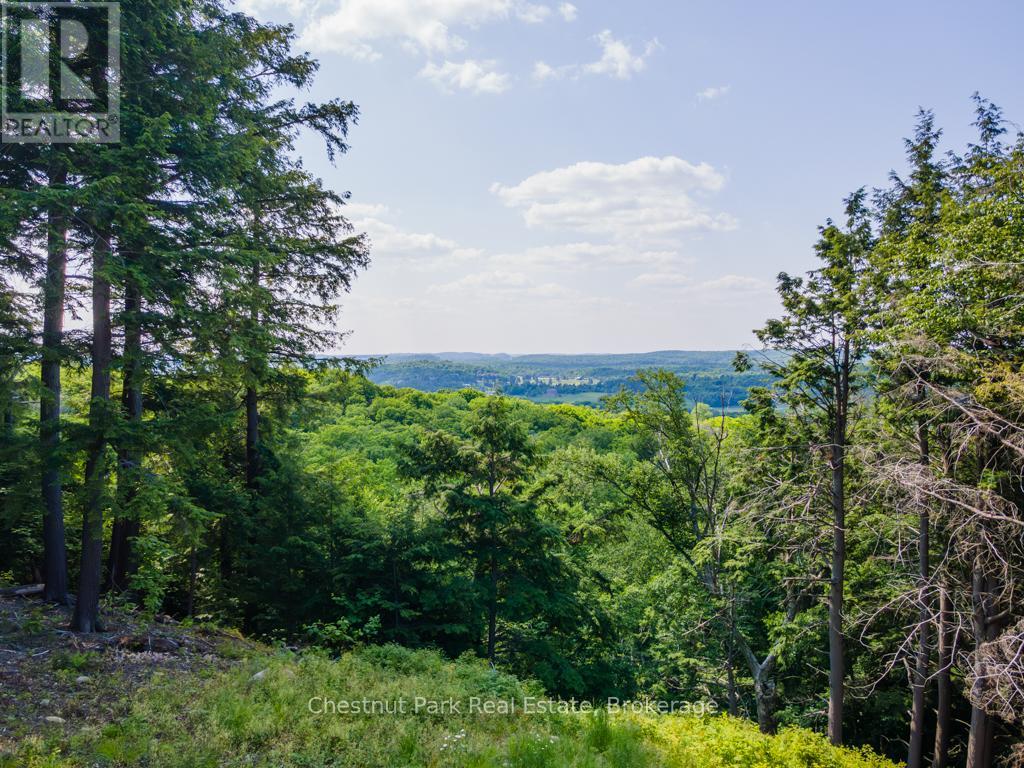 19 Old Hemlock Trail, Huntsville, Ontario  P1H 0A7 - Photo 15 - X11950837