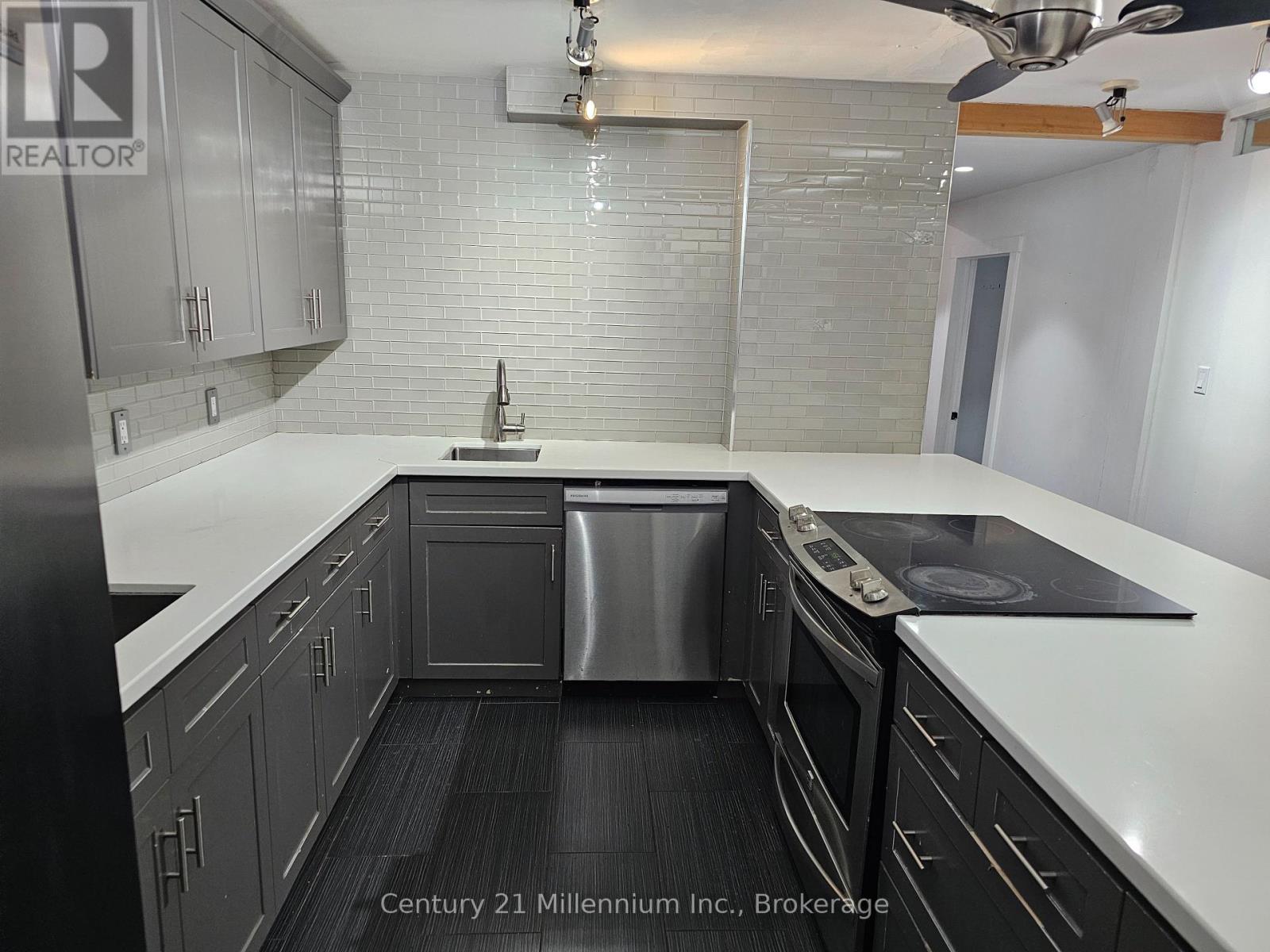 22 Market Street, Collingwood, Ontario  L9Y 3M6 - Photo 7 - S11953192