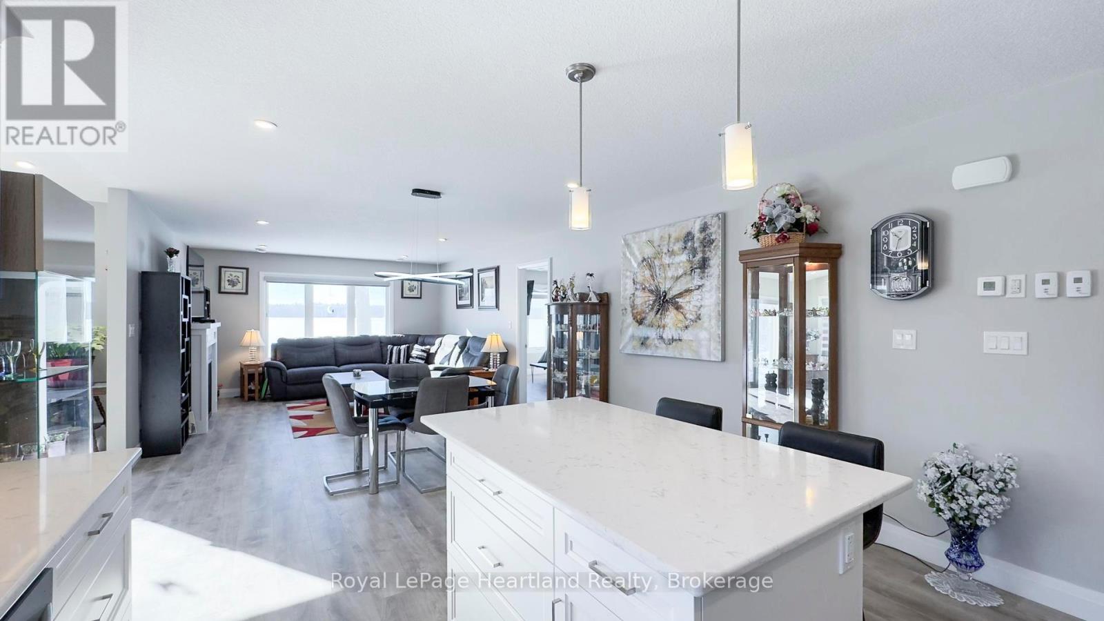 273 Lake Breeze Drive, Ashfield-Colborne-Wawanosh, Ontario  N7A 3Y3 - Photo 13 - X11953007