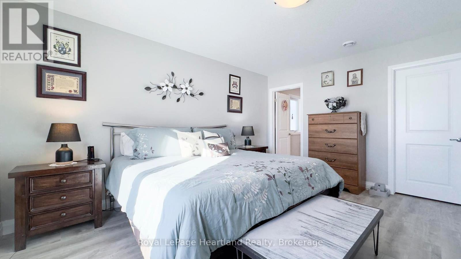 273 Lake Breeze Drive, Ashfield-Colborne-Wawanosh, Ontario  N7A 3Y3 - Photo 27 - X11953007
