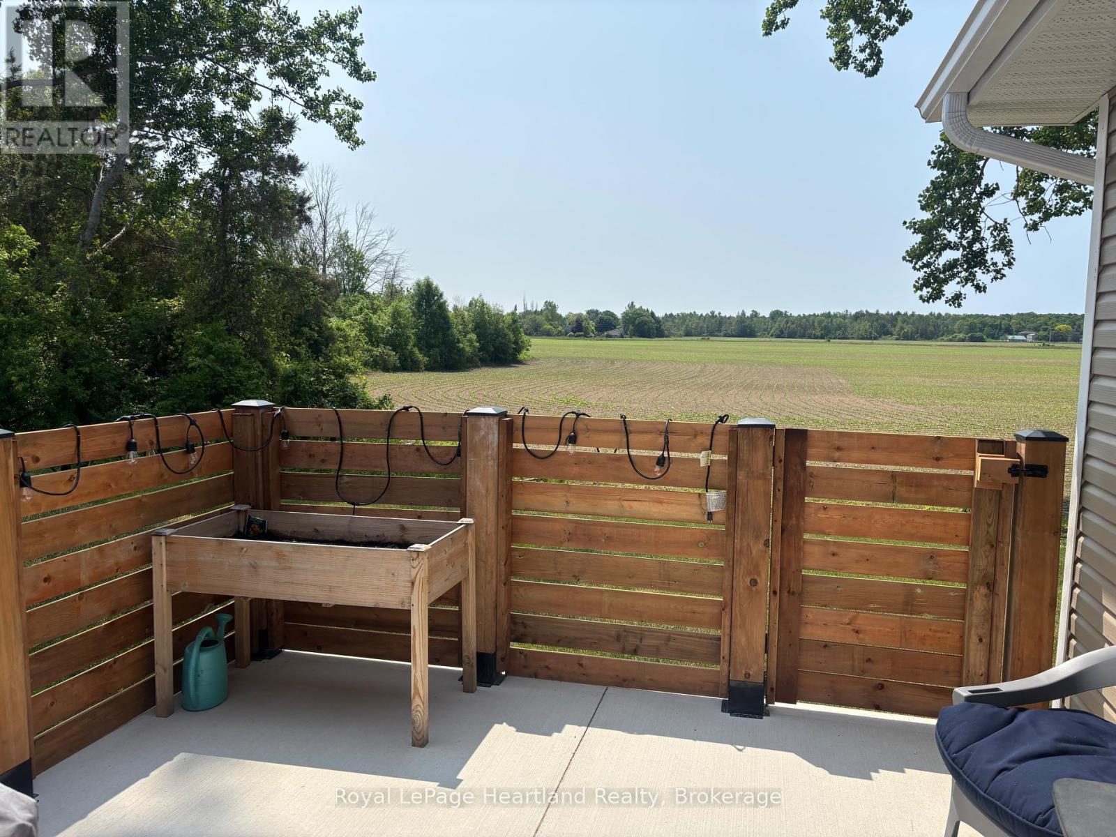 273 Lake Breeze Drive, Ashfield-Colborne-Wawanosh, Ontario  N7A 3Y3 - Photo 31 - X11953007