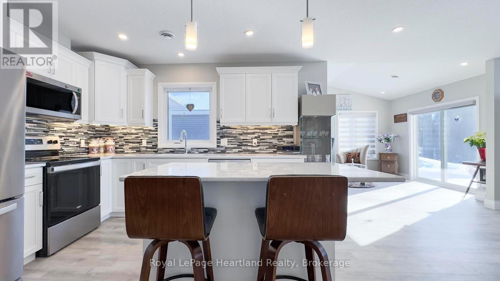 273 Lake Breeze Drive, Ashfield-Colborne-Wawanosh, Ontario  N7A 3Y3 - Photo 7 - X11953007