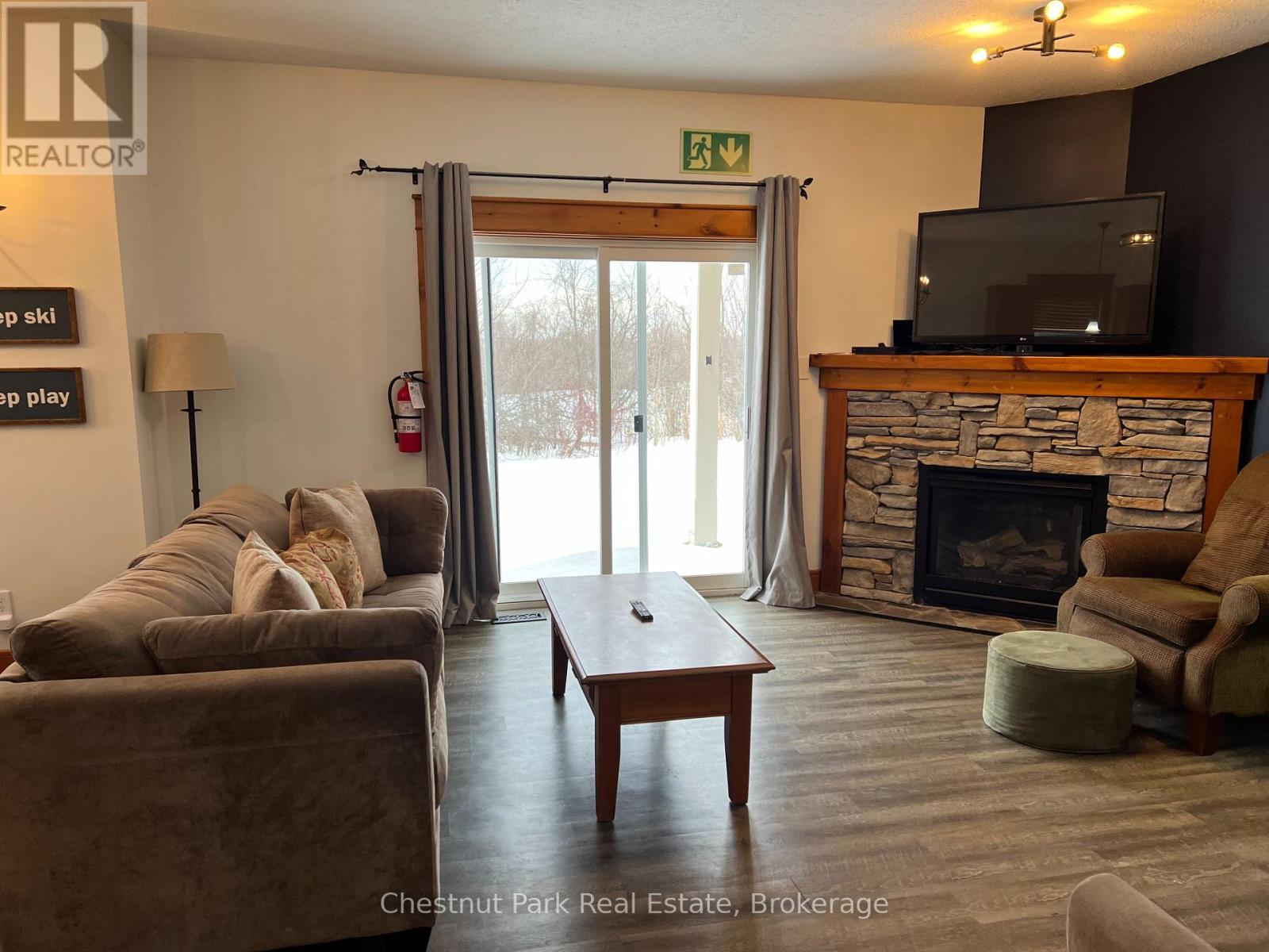 123 - 170 Snowbridge Way, Blue Mountains, Ontario  L9Y 0V1 - Photo 5 - X11955327