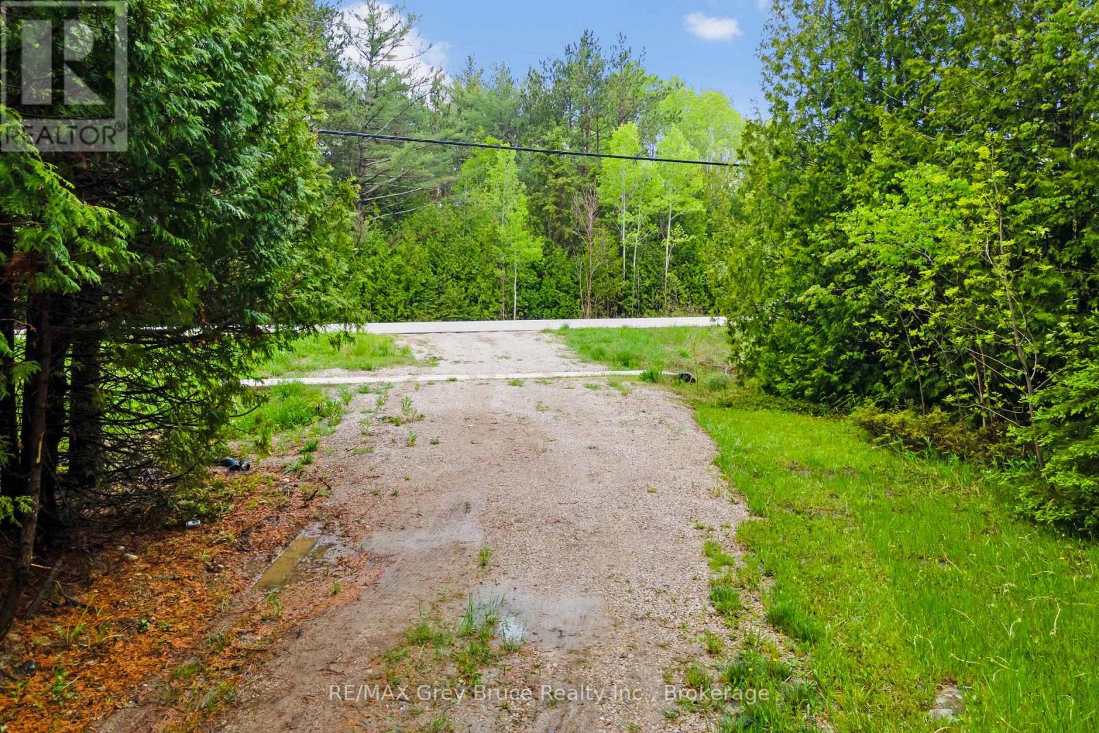 6726 Highway 6, Northern Bruce Peninsula, Ontario  N0H 2R0 - Photo 6 - X11955886