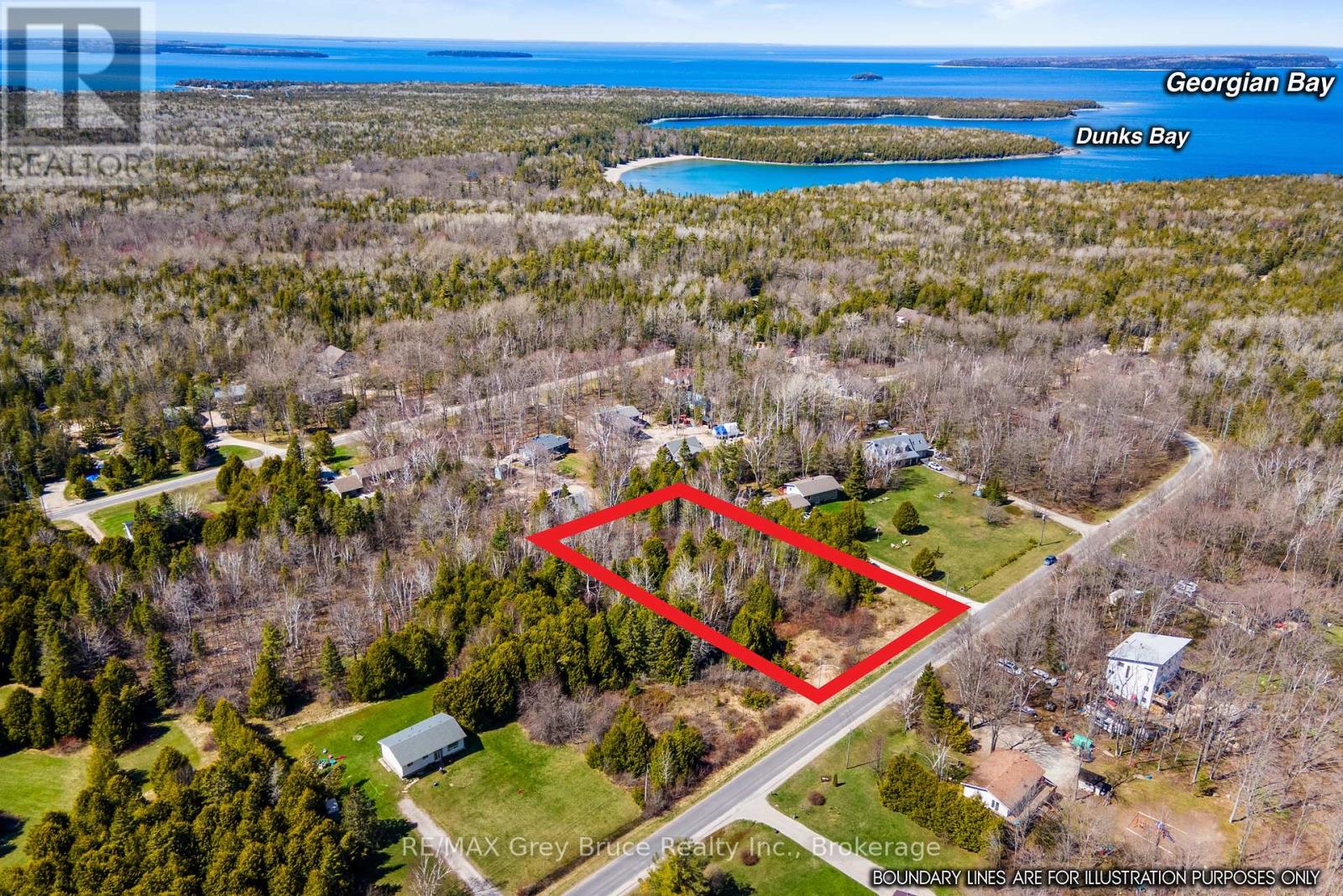 57 Maple Golf Crescent, Northern Bruce Peninsula, Ontario  N0H 2R0 - Photo 1 - X11956564
