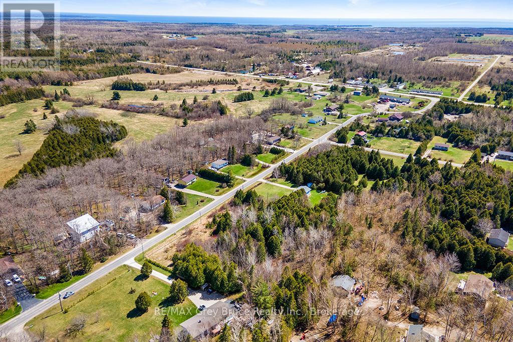 57 Maple Golf Crescent, Northern Bruce Peninsula, Ontario  N0H 2R0 - Photo 44 - X11956564