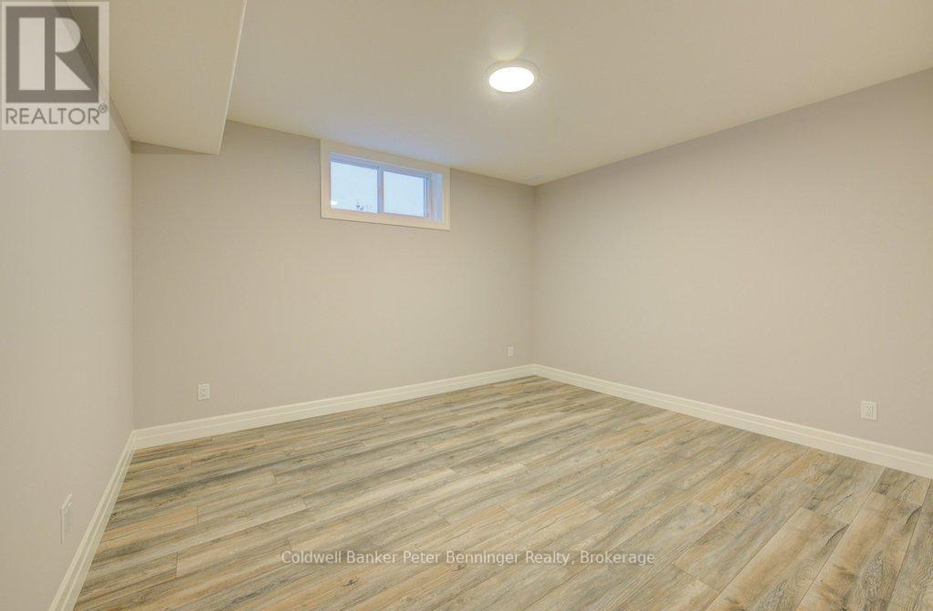 705 Hollinger Drive, North Perth, Ontario  N4W 3V2 - Photo 32 - X11958347