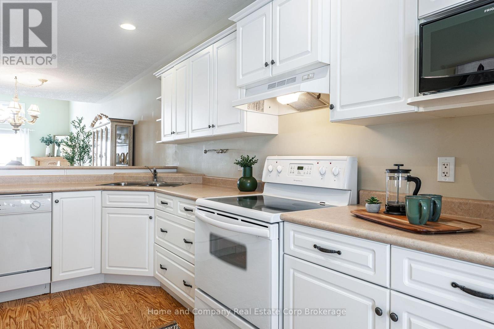 6 - 480 Douglas Street, Stratford, Ontario  N5A 8A8 - Photo 7 - X11959699