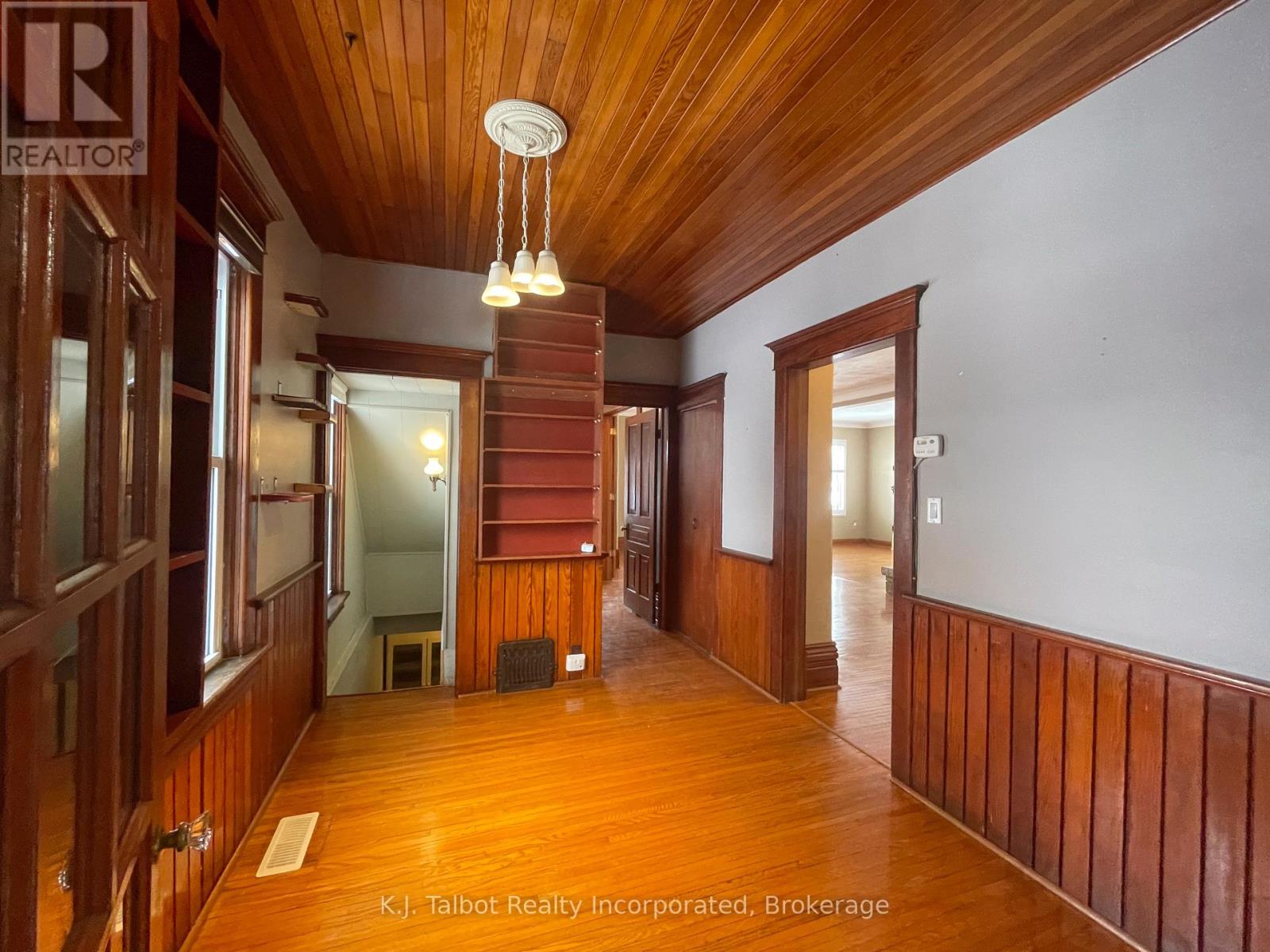 178 Gibbons Street, Goderich, Ontario  N7A 3J6 - Photo 12 - X11965846