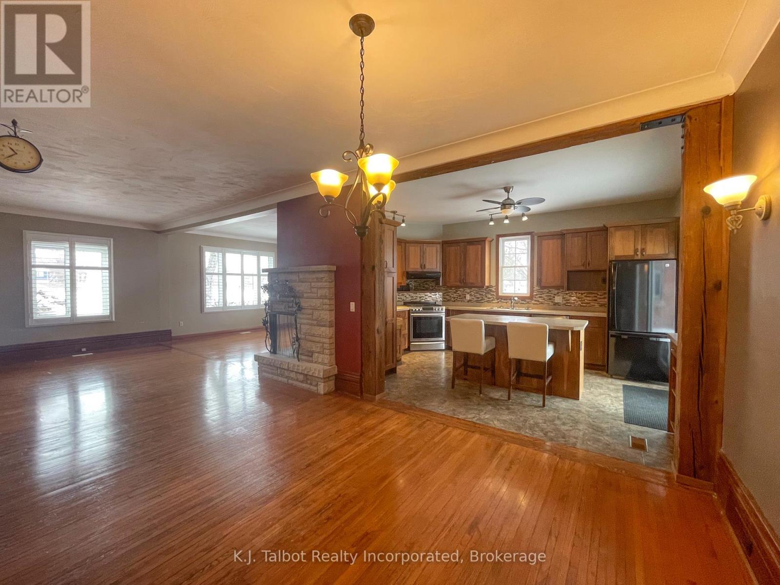 178 Gibbons Street, Goderich, Ontario  N7A 3J6 - Photo 6 - X11965846