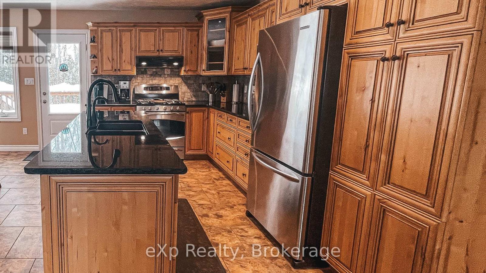 98 Birch Street, South Bruce Peninsula, Ontario  N0H 2G0 - Photo 12 - X11970013
