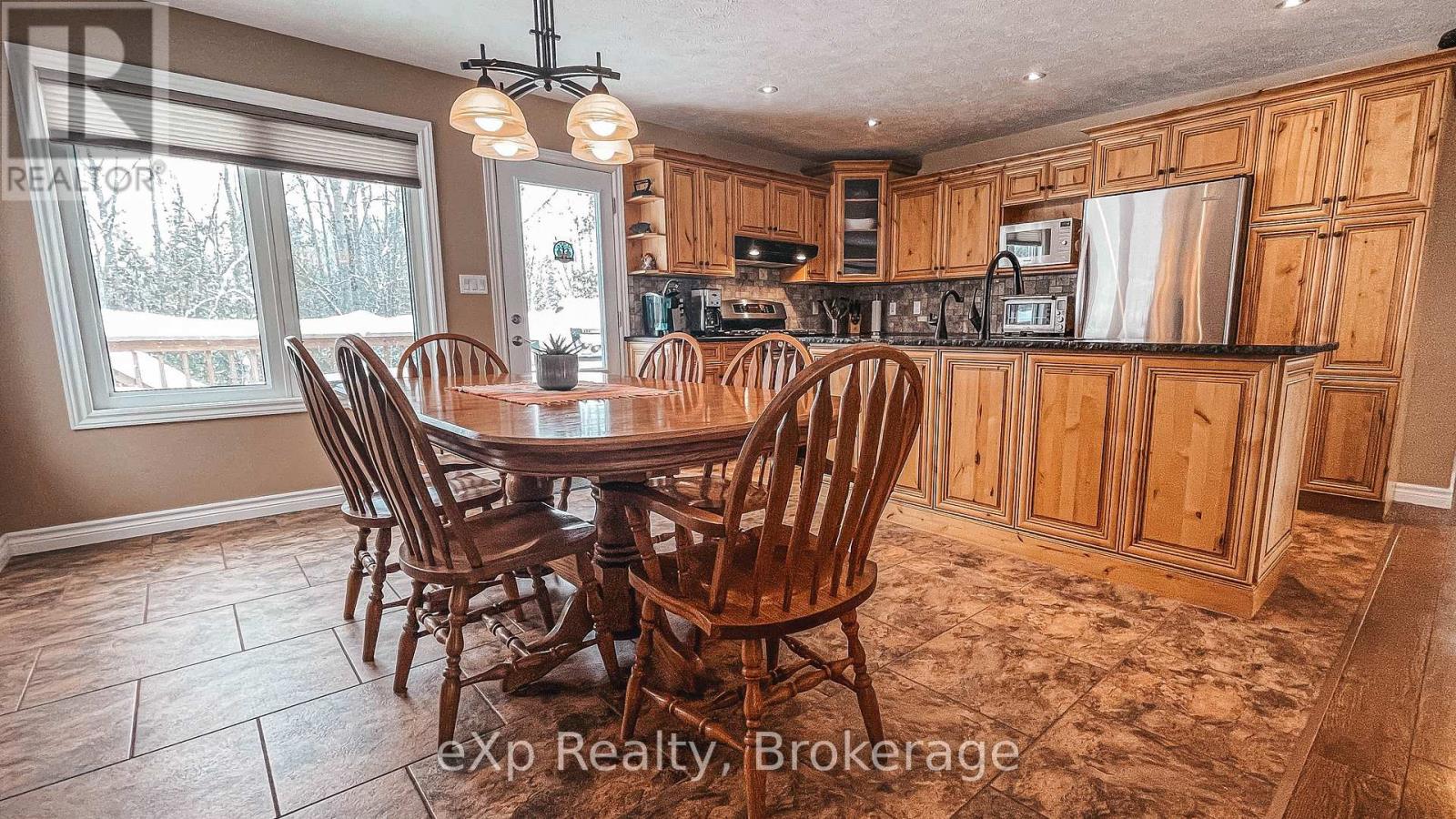 98 Birch Street, South Bruce Peninsula, Ontario  N0H 2G0 - Photo 8 - X11970013