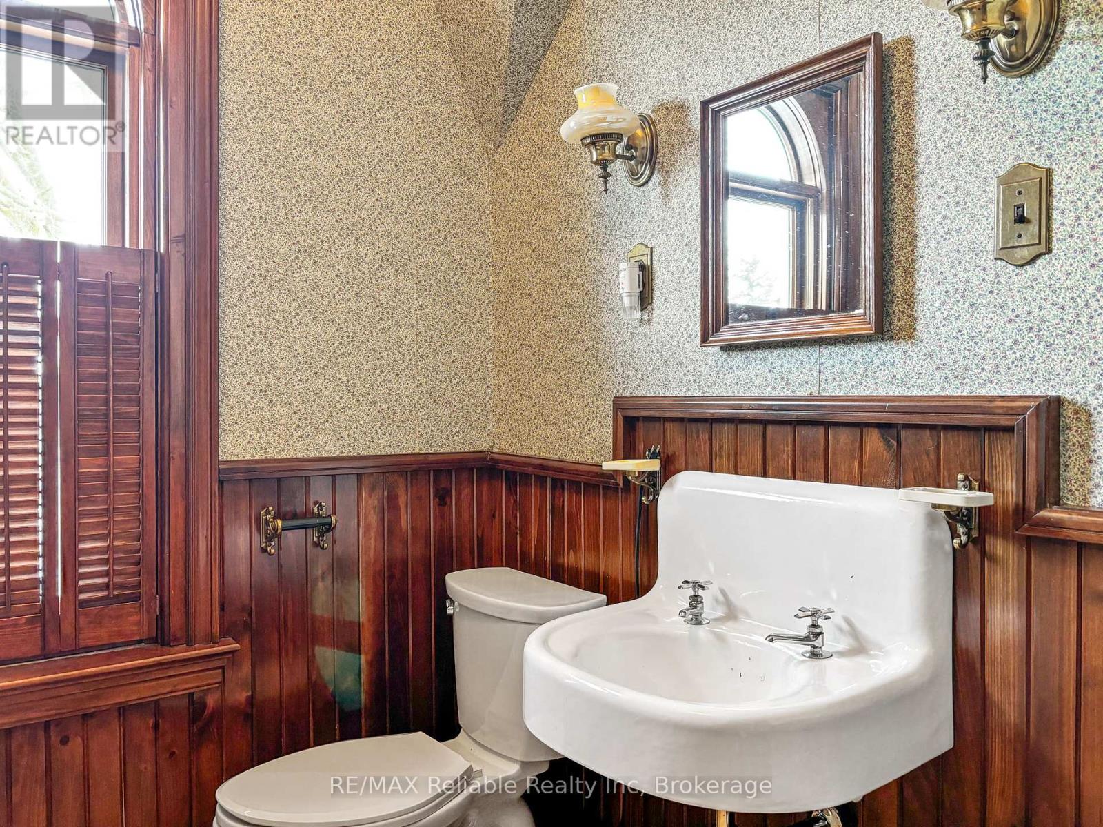 293 Drummond Street, North Huron, Ontario  N0M 1H0 - Photo 29 - X11970380