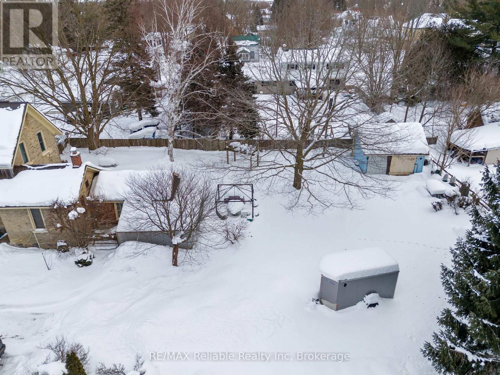 293 Drummond Street, North Huron, Ontario  N0M 1H0 - Photo 39 - X11970380