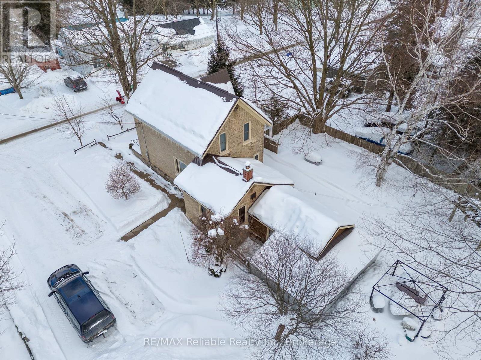 293 Drummond Street, North Huron, Ontario  N0M 1H0 - Photo 40 - X11970380