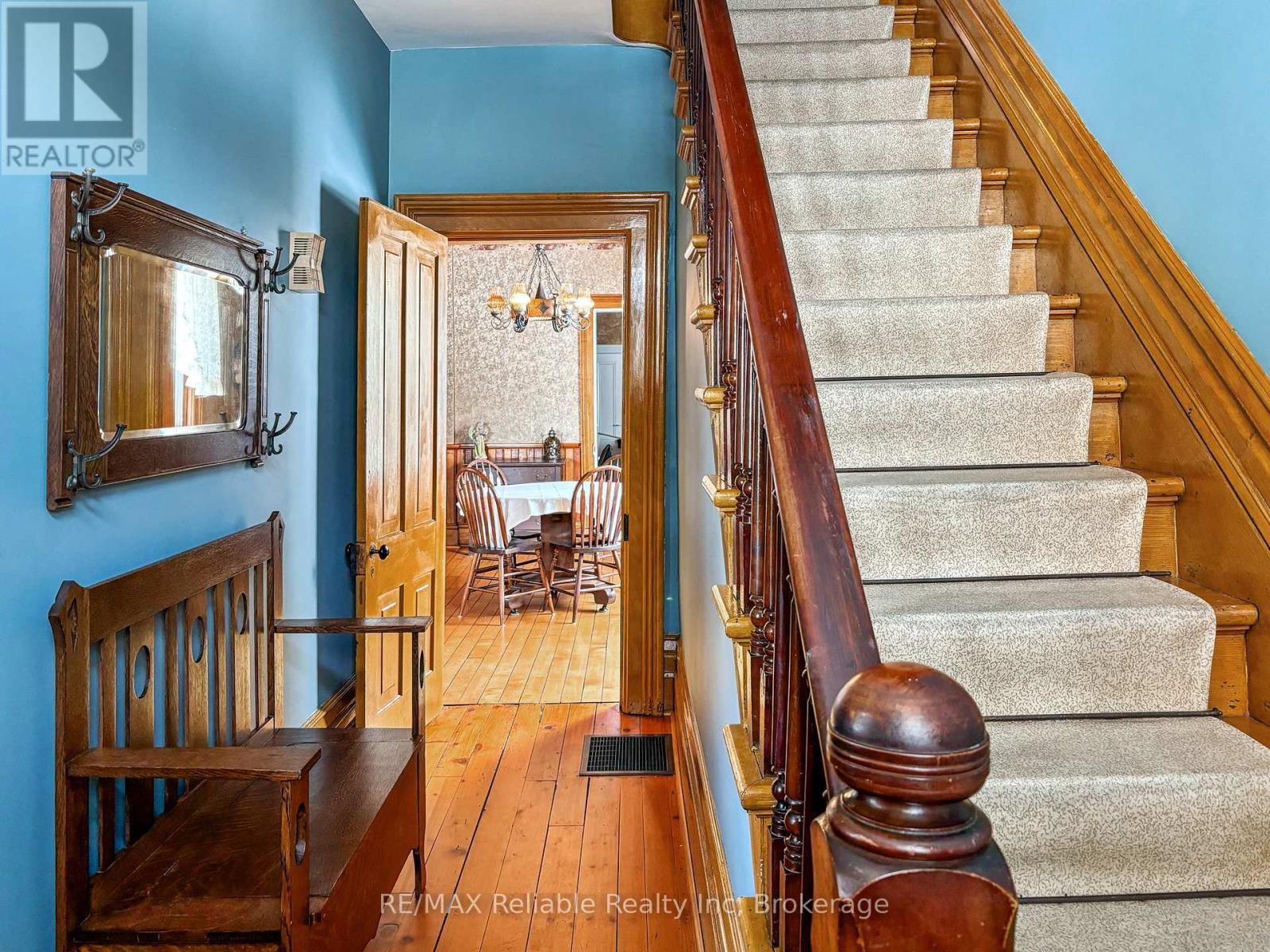 293 Drummond Street, North Huron, Ontario  N0M 1H0 - Photo 6 - X11970380