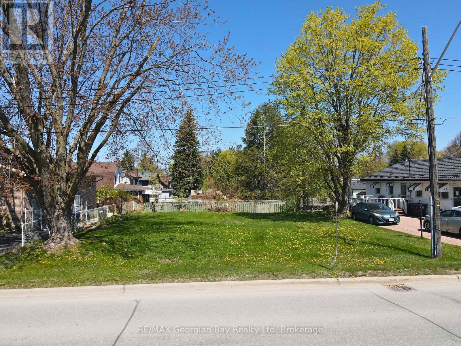 450 ROBERT STREET, Midland, Ontario