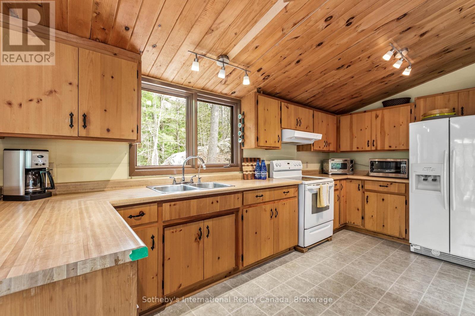 38 Sr405 Severn River, Muskoka Lakes, Ontario  L0K 1E0 - Photo 3 - X11976375