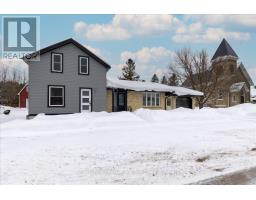 4992 PERTH ROAD 135, Perth East, Ontario