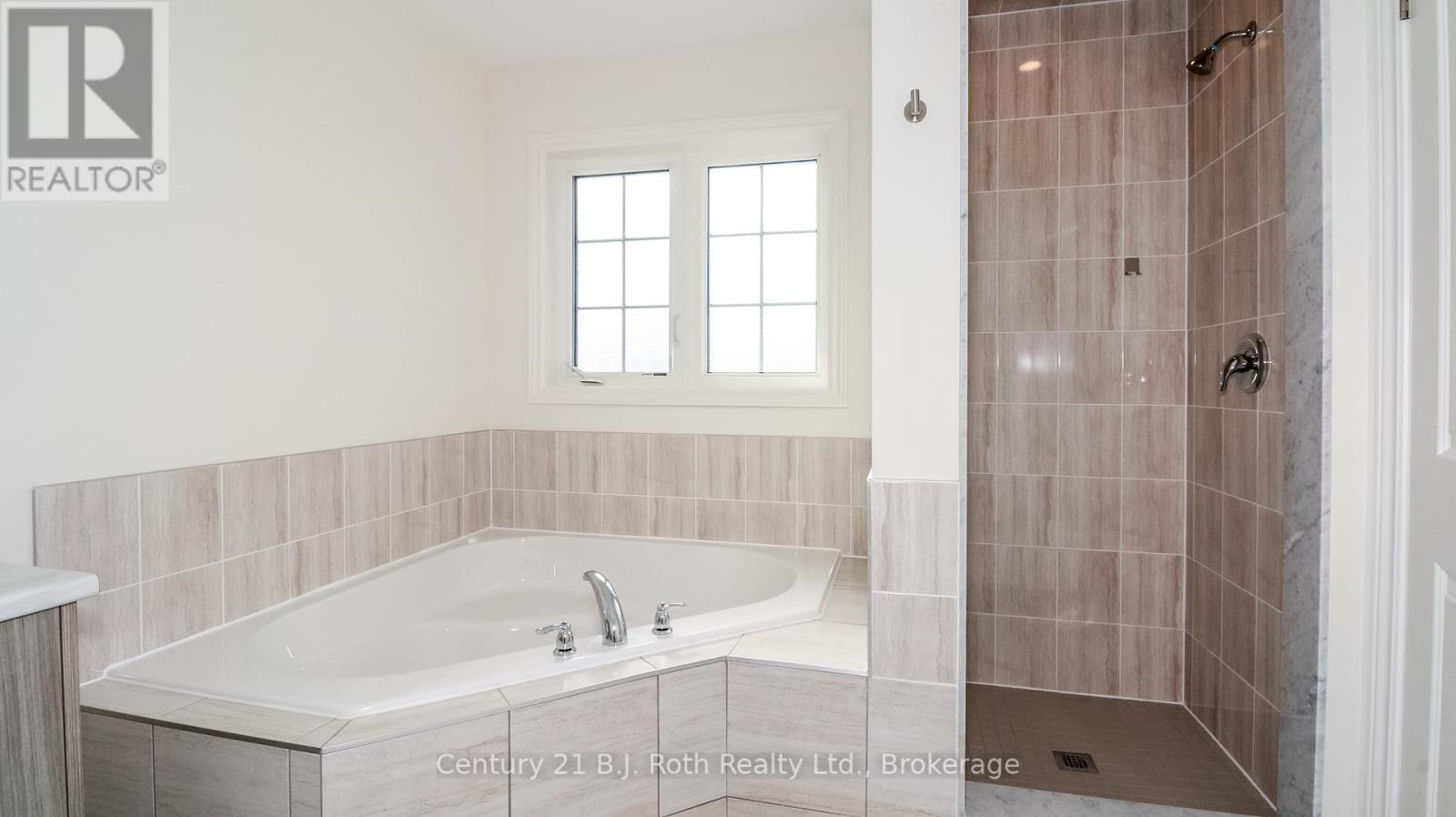 243 Mckenzie Drive, Clearview, Ontario  L0M 1S0 - Photo 14 - S11979748