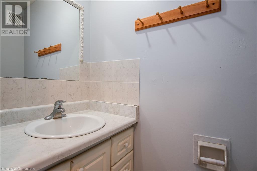 144 Jansen Avenue Unit# 2, Kitchener, Ontario  N2A 2L7 - Photo 21 - 40699668