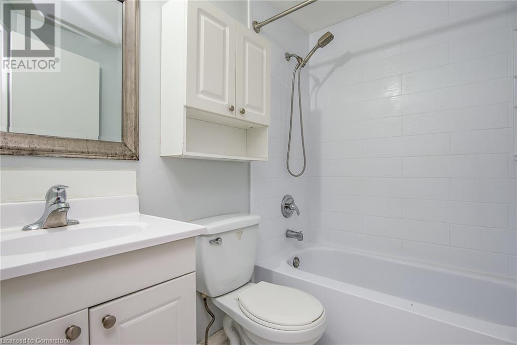 144 Jansen Avenue Unit# 2, Kitchener, Ontario  N2A 2L7 - Photo 28 - 40699668