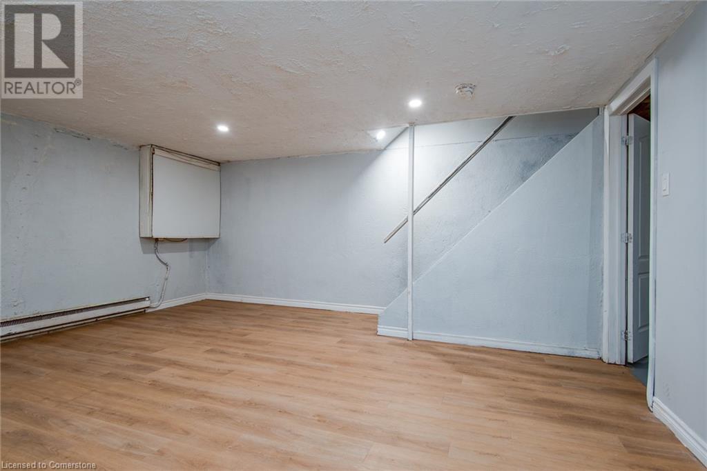 144 Jansen Avenue Unit# 2, Kitchener, Ontario  N2A 2L7 - Photo 33 - 40699668