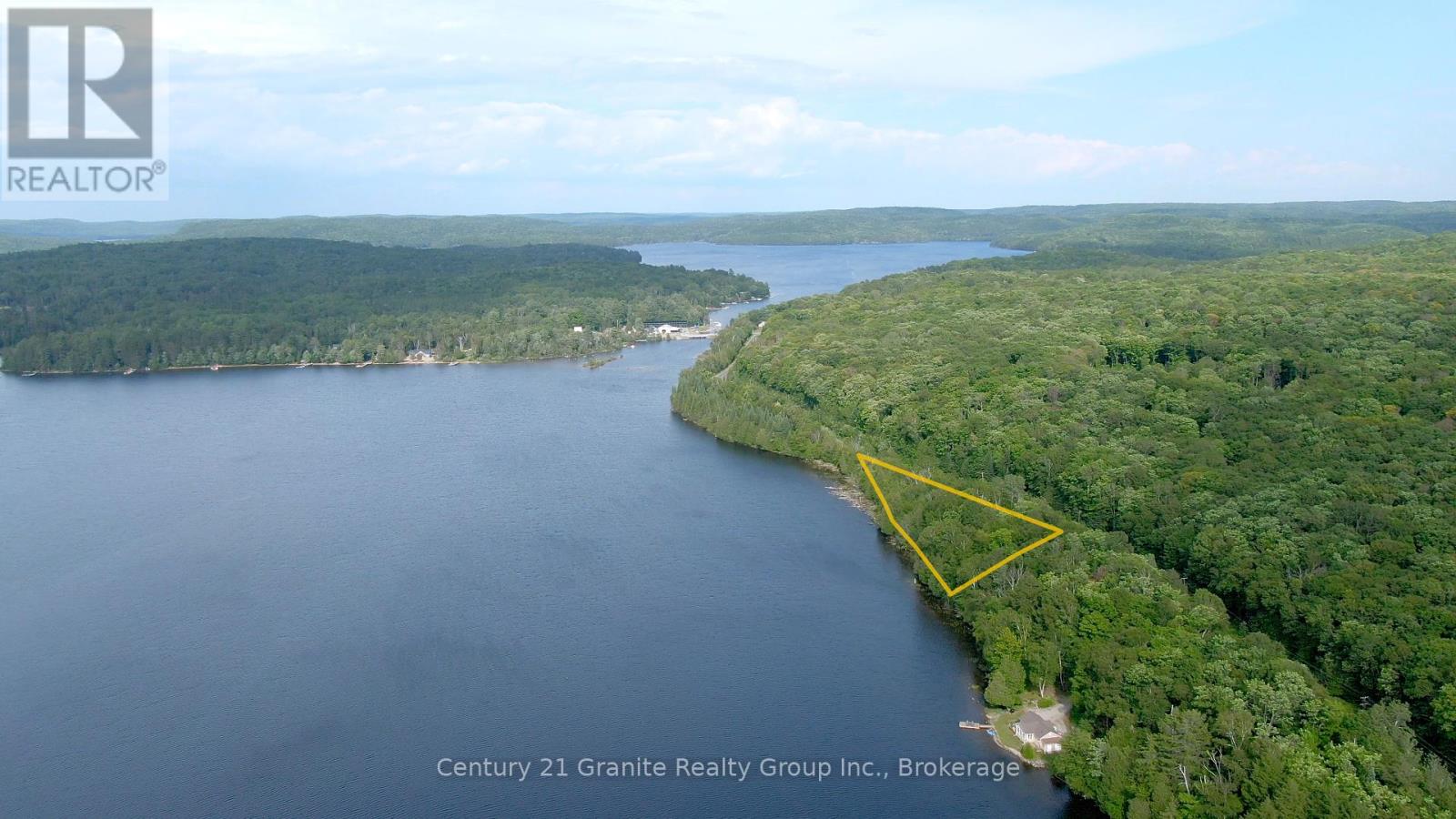 4821 Haliburton Lake Road, Dysart Et Al, Ontario  K0M 1S0 - Photo 2 - X11981889