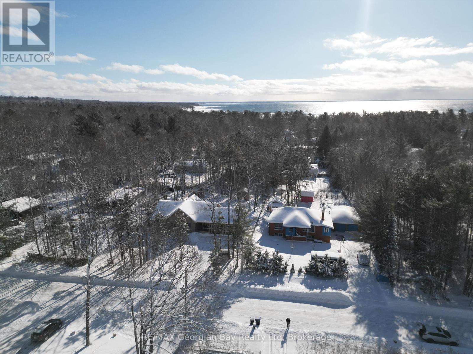 22 Oakwood Avenue, Tiny, Ontario  L9M 0J2 - Photo 5 - S11982014