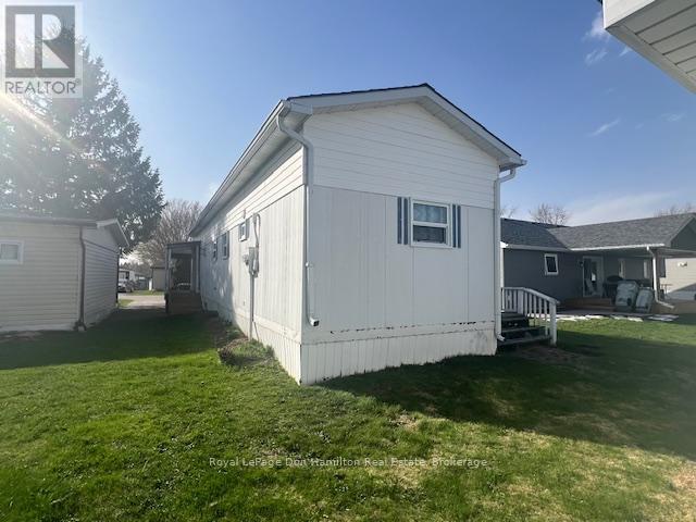 62 Fairview Crescent, North Perth, Ontario  N4W 3G8 - Photo 13 - X11984313