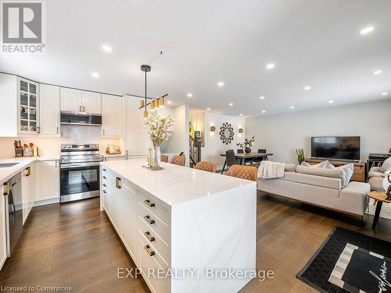 669 Geneva Pk Drive, Burlington, Ontario  L7N 3C2 - Photo 2 - 40700707