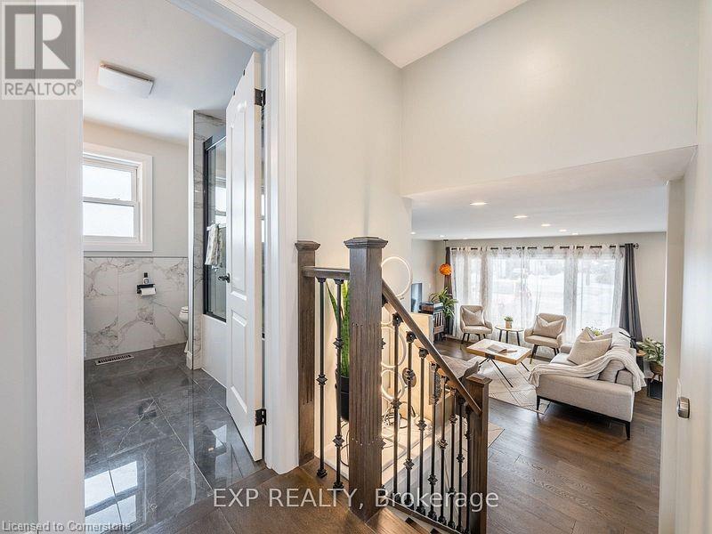 669 Geneva Pk Drive, Burlington, Ontario  L7N 3C2 - Photo 6 - 40700707