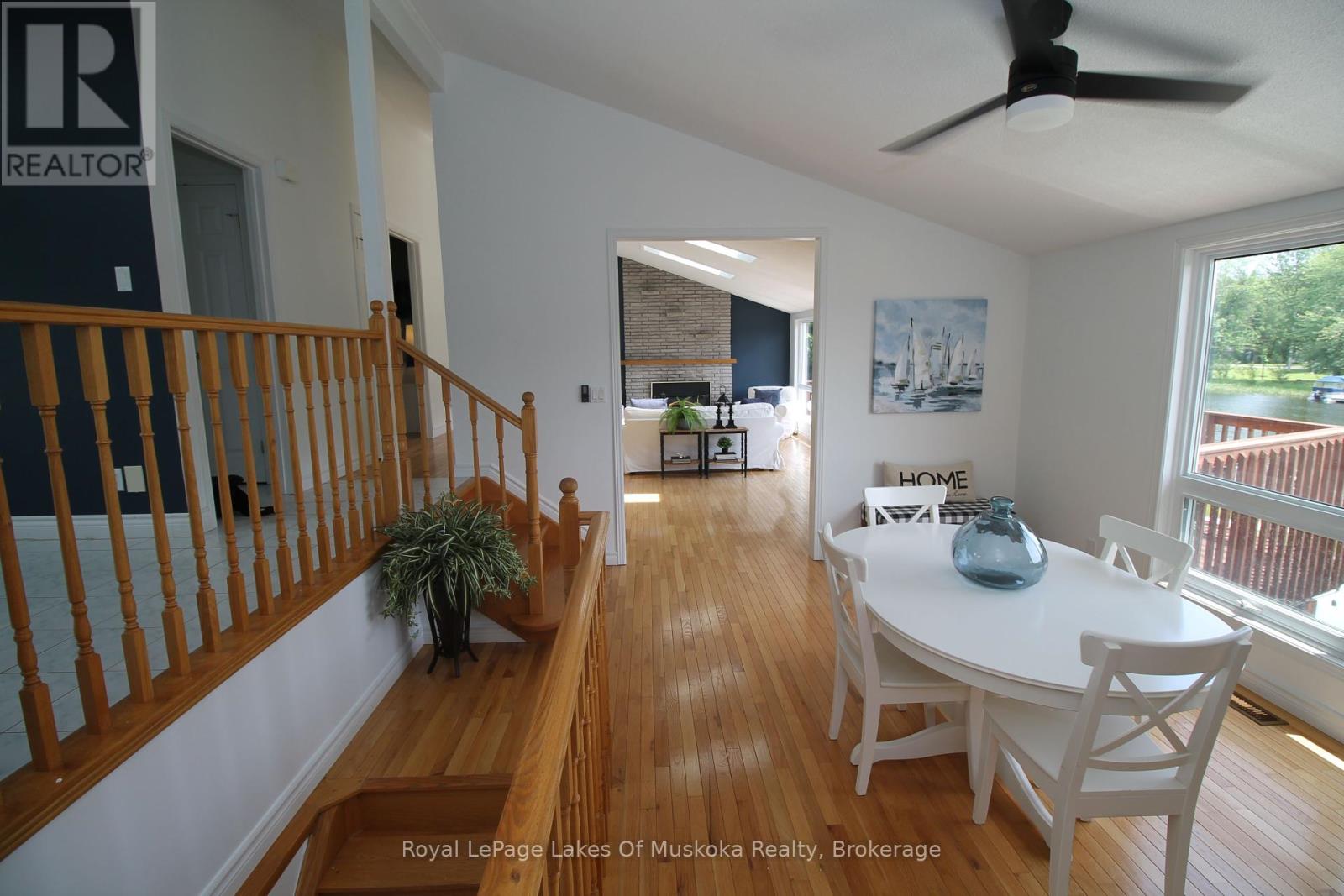 1815 Peninsula Point Road, Severn, Ontario  P0E 1N0 - Photo 4 - S11985056