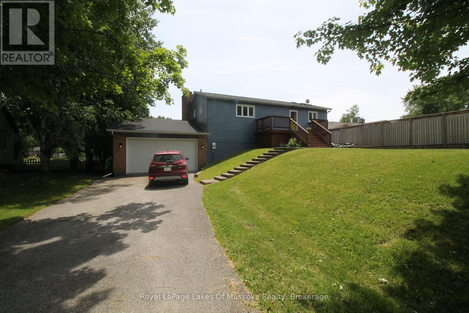 1815 Peninsula Point Road, Severn, Ontario  P0E 1N0 - Photo 5 - S11985056