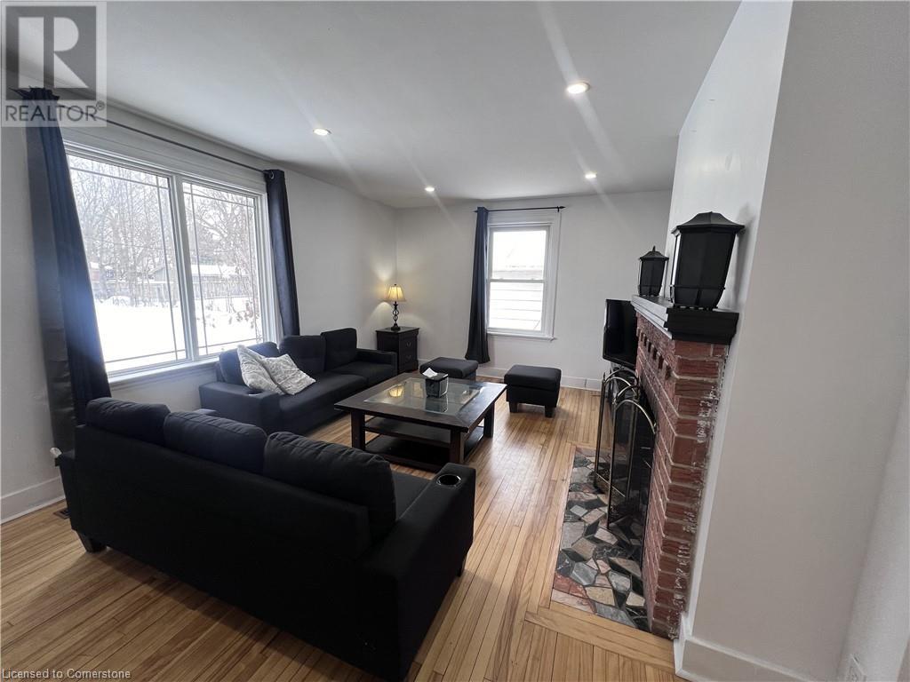 280 King George Road, Brantford, Ontario  N3R 5L6 - Photo 2 - 40699515
