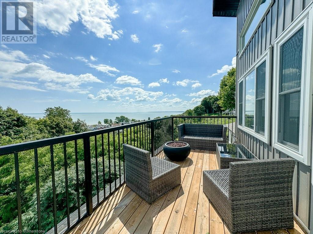 354 Erie Street, Port Stanley, Ontario  N5L 1E9 - Photo 2 - 40701349