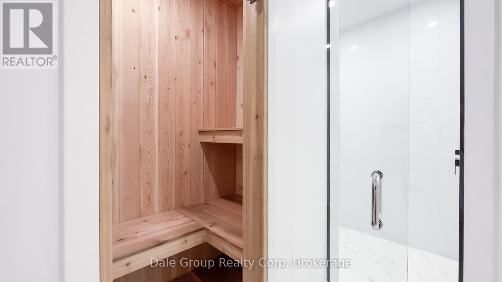 8354 Oakwood Drive S, Lambton Shores, Ontario  N0M 1T0 - Photo 41 - X11988541