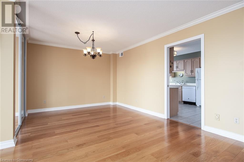 2 Lancaster Street E Unit# 504, Kitchener, Ontario  N2H 6S3 - Photo 17 - 40695637