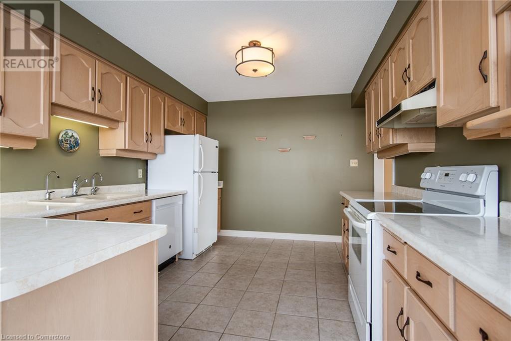 2 Lancaster Street E Unit# 504, Kitchener, Ontario  N2H 6S3 - Photo 23 - 40695637