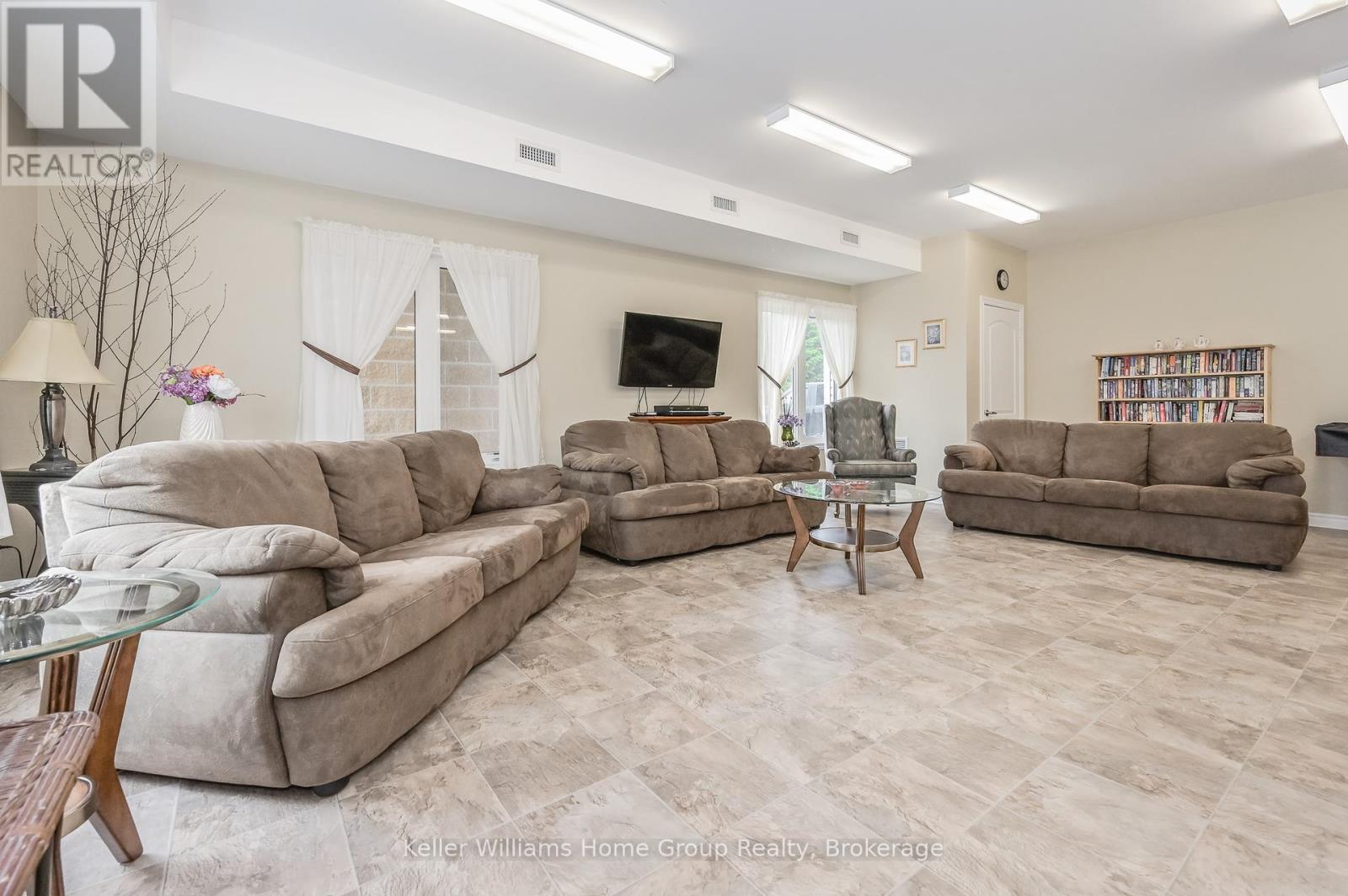 120 - 760 Woodhill Drive, Centre Wellington, Ontario  N1M 3W5 - Photo 39 - X11989801