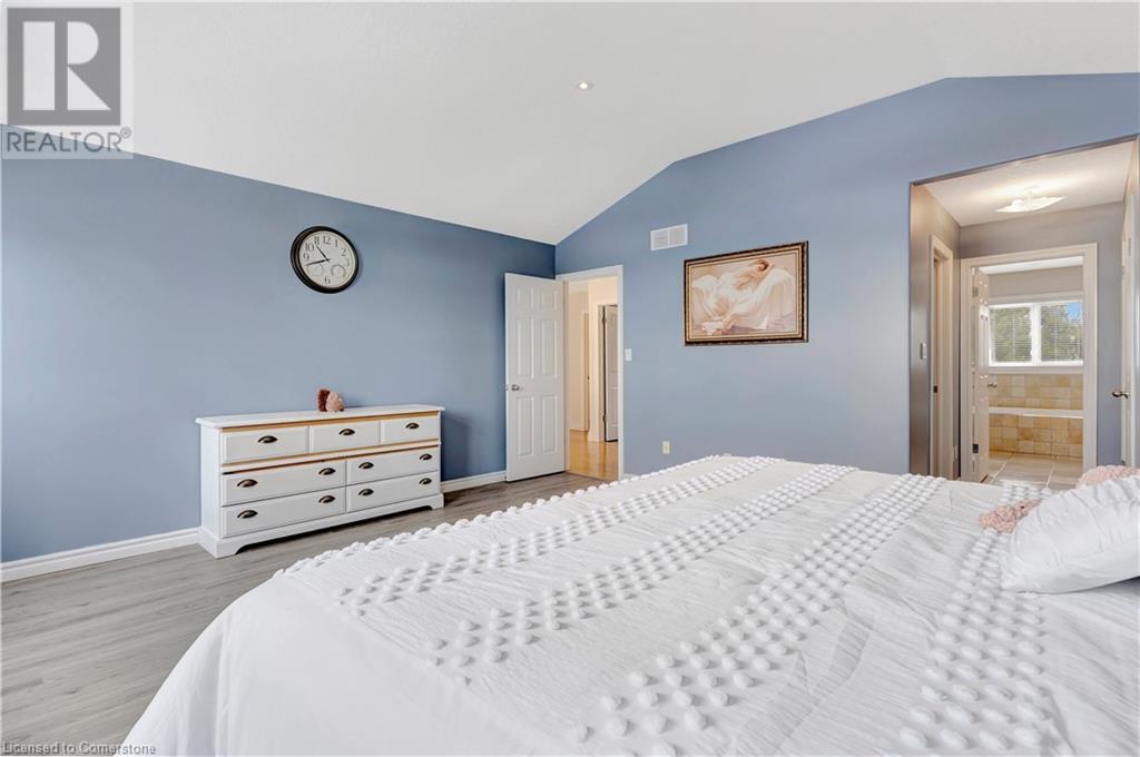 517 Yorkshire Drive, Waterloo, Ontario  N2T 2V1 - Photo 29 - 40700029