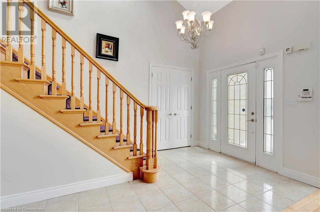 517 Yorkshire Drive, Waterloo, Ontario  N2T 2V1 - Photo 3 - 40700029
