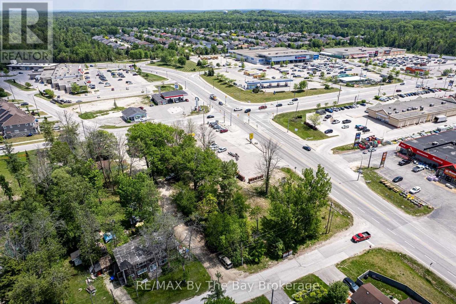 146 45th Street N, Wasaga Beach, Ontario  L9Z 1Z2 - Photo 5 - S11993381