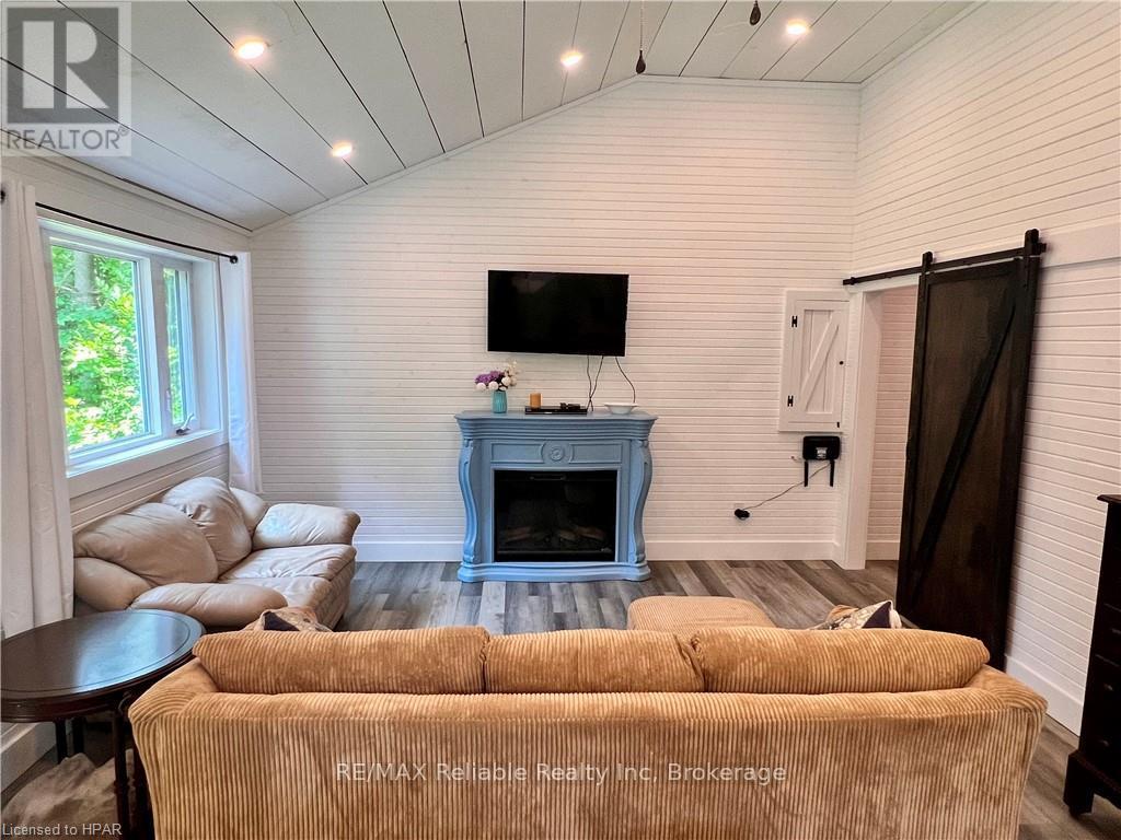 83344 David Drive, Ashfield-Colborne-Wawanosh, Ontario  N7A 3X9 - Photo 11 - X11993377