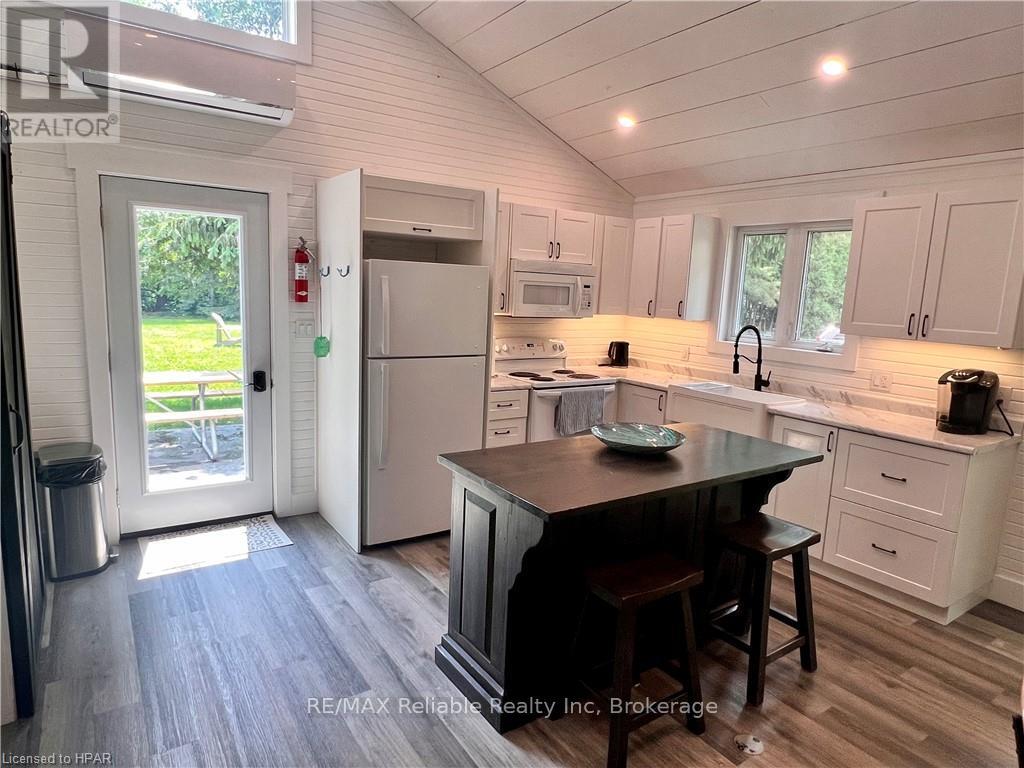 83344 David Drive, Ashfield-Colborne-Wawanosh, Ontario  N7A 3X9 - Photo 8 - X11993377