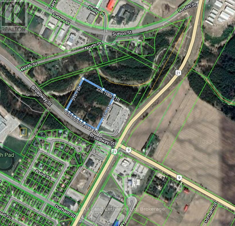 741 Broadway Street, Kincardine, Ontario  N2Z 2G1 - Photo 2 - X11994051