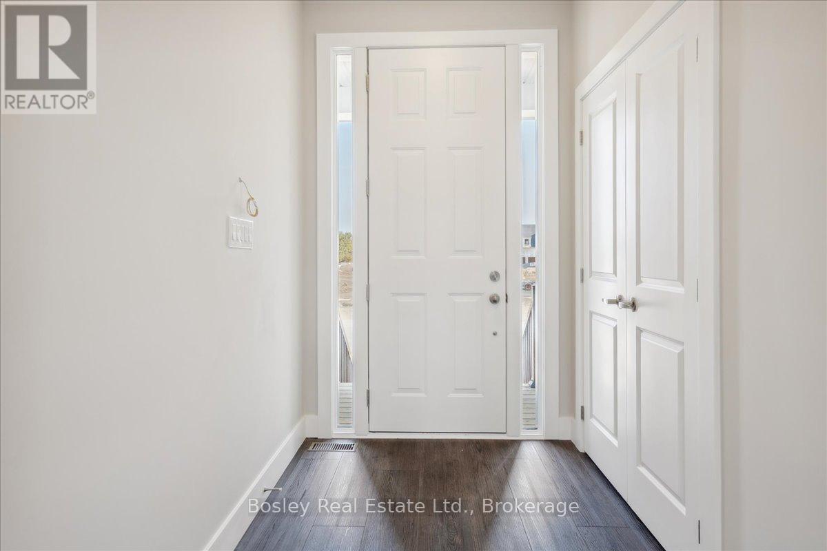 163 Sugar Maple Street, Blue Mountains, Ontario  L9Y 0Z3 - Photo 5 - X11994075