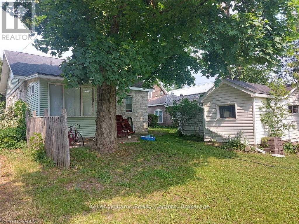 513 Berford Street, South Bruce Peninsula, Ontario  N0H 2T0 - Photo 4 - X11997130