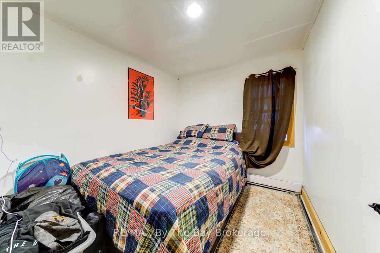 701 River Road E, Wasaga Beach, Ontario  L9Z 2M3 - Photo 32 - S11998132